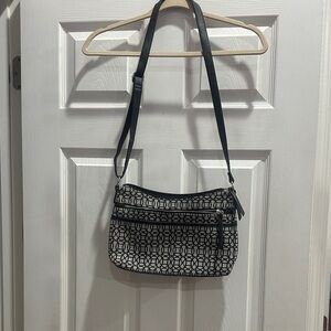 Elegant Black and White Geometric Shoulder Bag